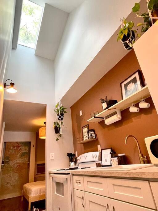 Love This Weho Gem Apartment แนชวิลล์ ภายนอก รูปภาพ
